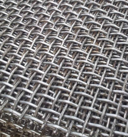 El Alambre Galvanizado sirve para la fabricación de mallas y cables.