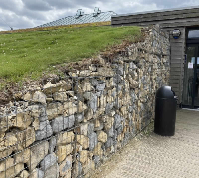 Estructuras en alambre galvanizado para gaviones de piedra en Bogotá, Colombia
