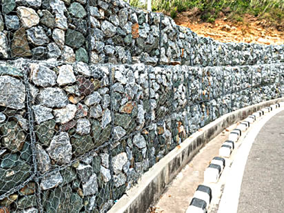 Estructuras de malla en alambre galvanizado para gaviones de piedra en Bogotá, Colombia